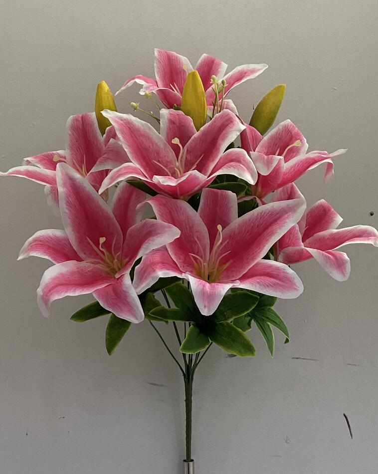 Лилия с бутоном атласная V