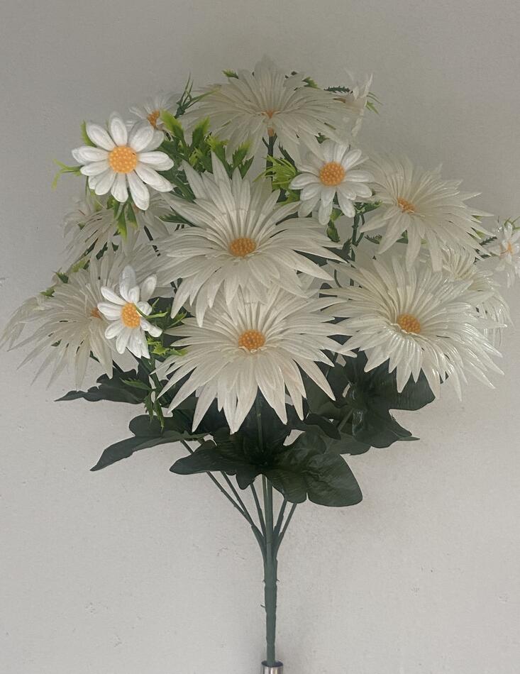 Ромашка пластик S-248