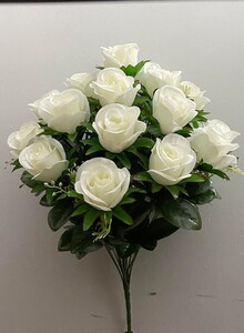 Бутон кремовый 18 ка S 257-1